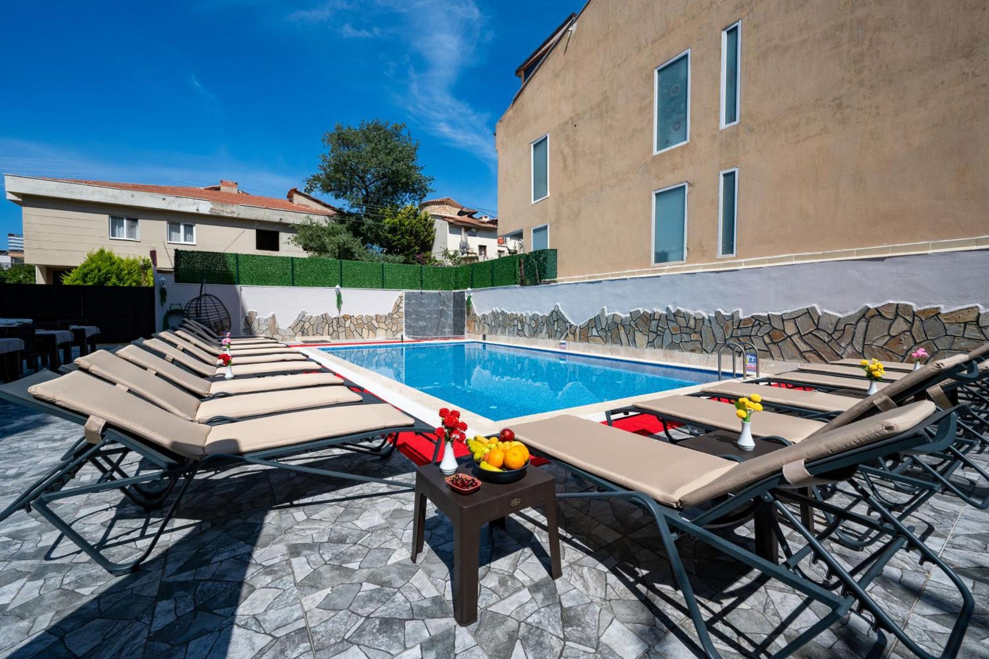 Otel Carpediem Gold Kusadası Exteriör bild