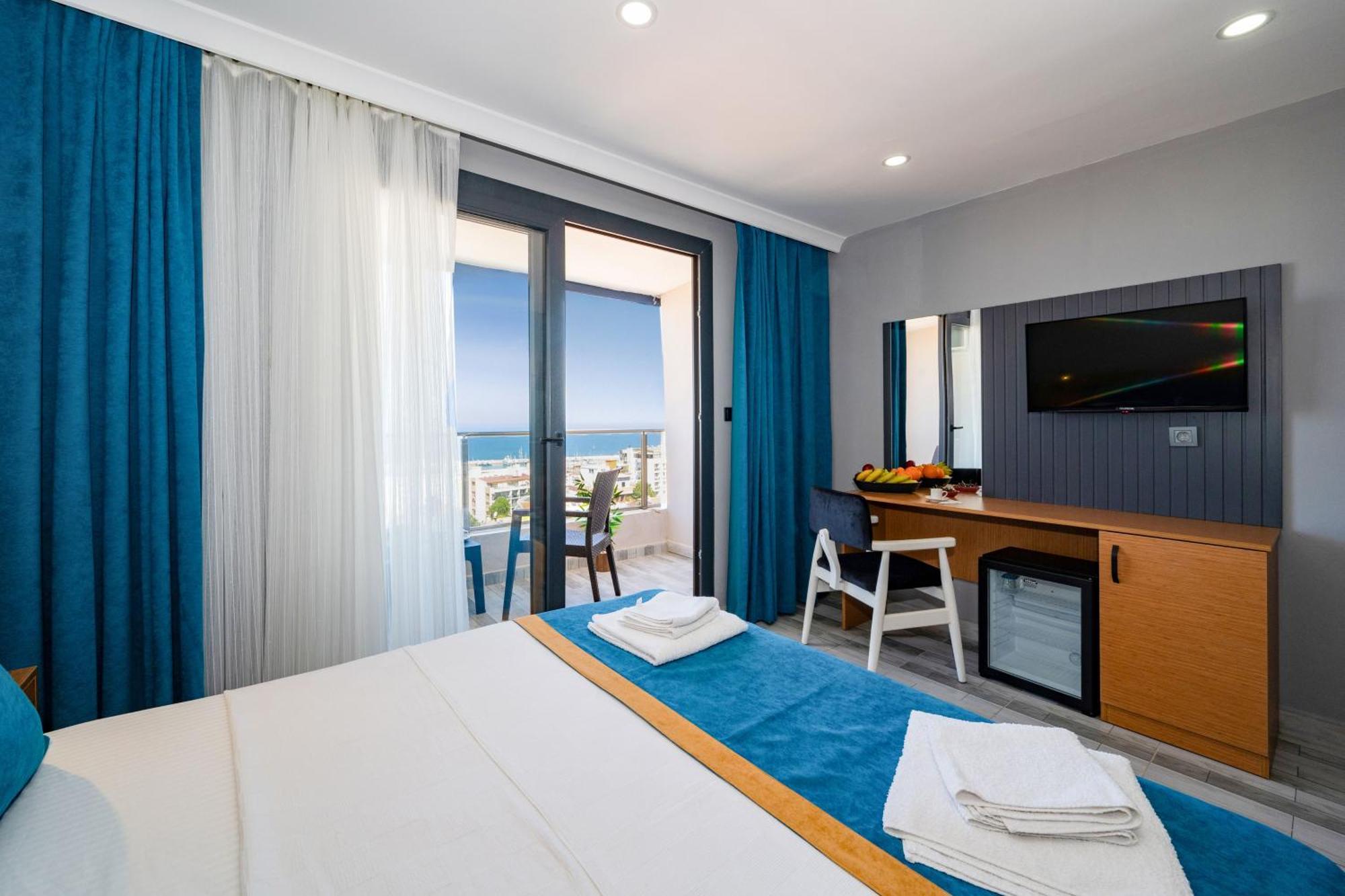 Otel Carpediem Gold Kusadası Exteriör bild