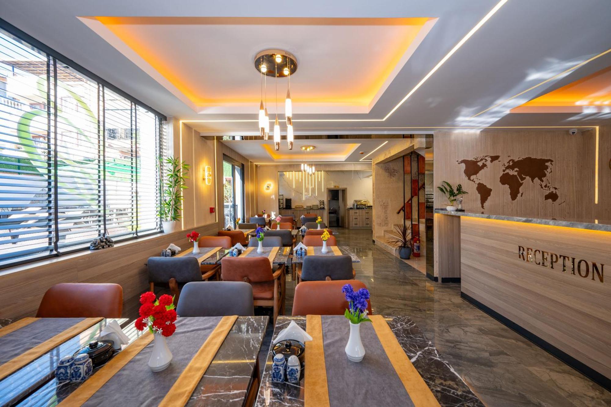 Otel Carpediem Gold Kusadası Exteriör bild