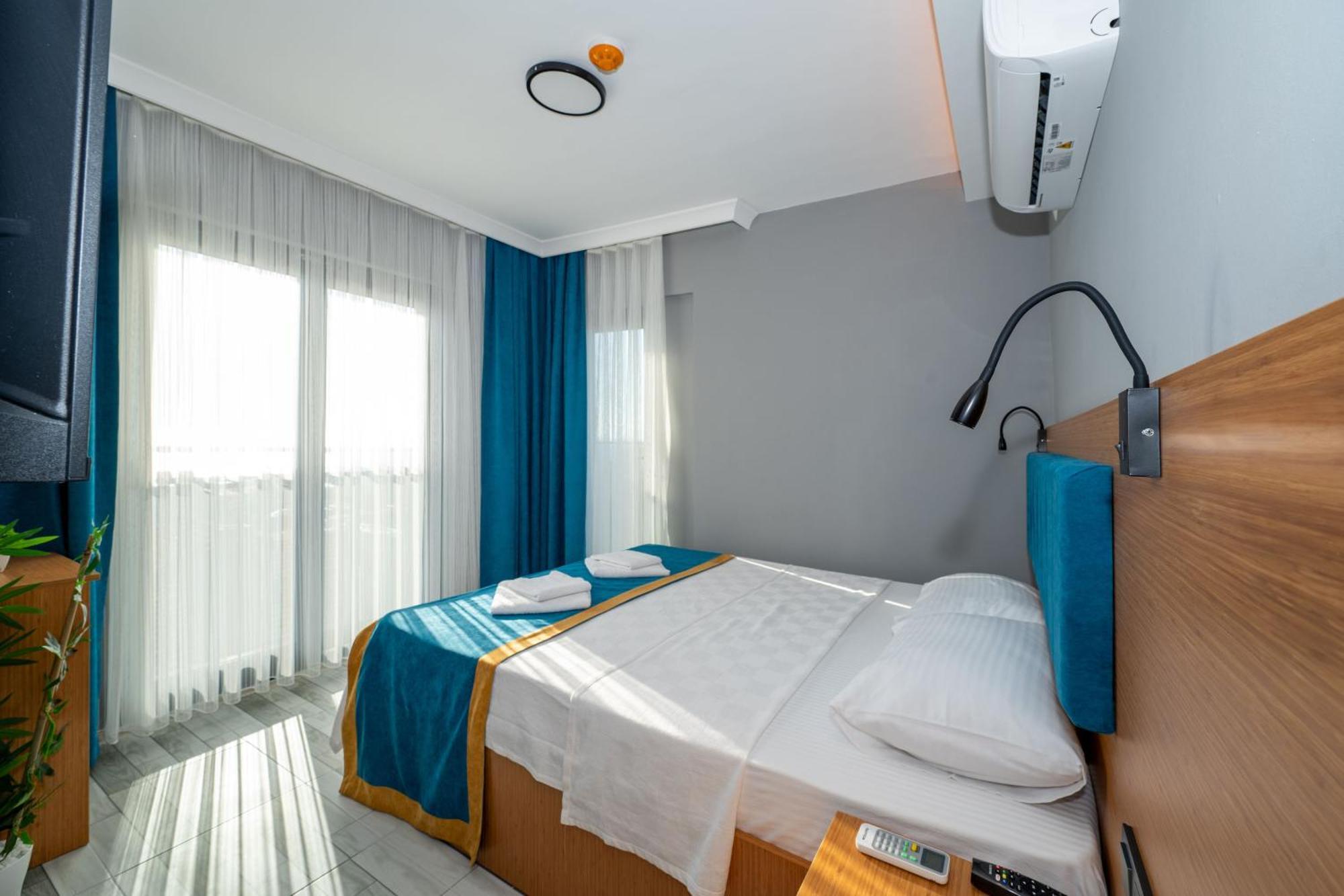 Otel Carpediem Gold Kusadası Exteriör bild