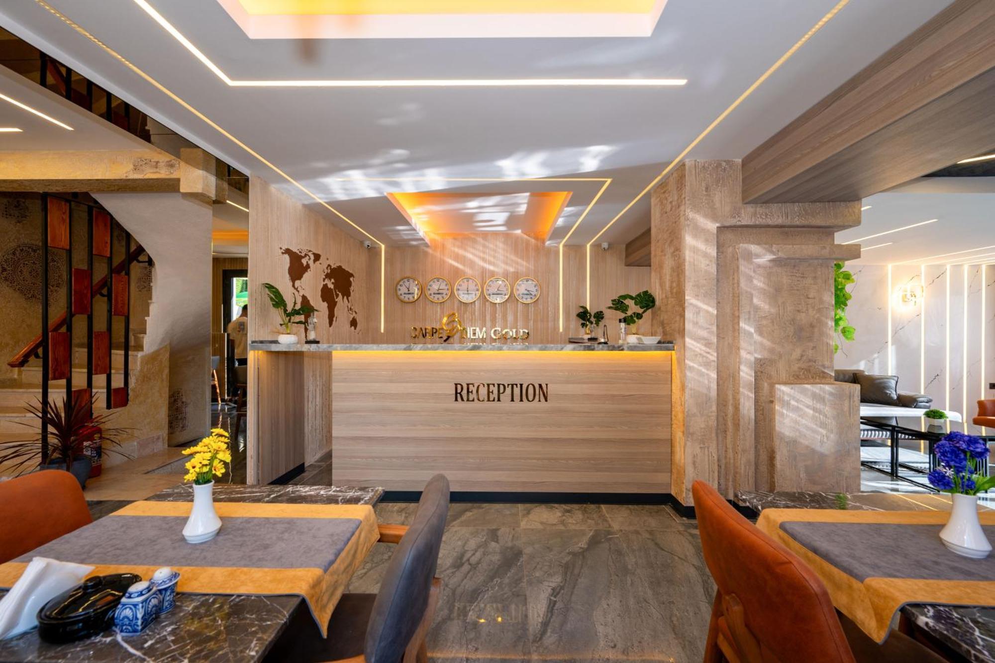 Otel Carpediem Gold Kusadası Exteriör bild